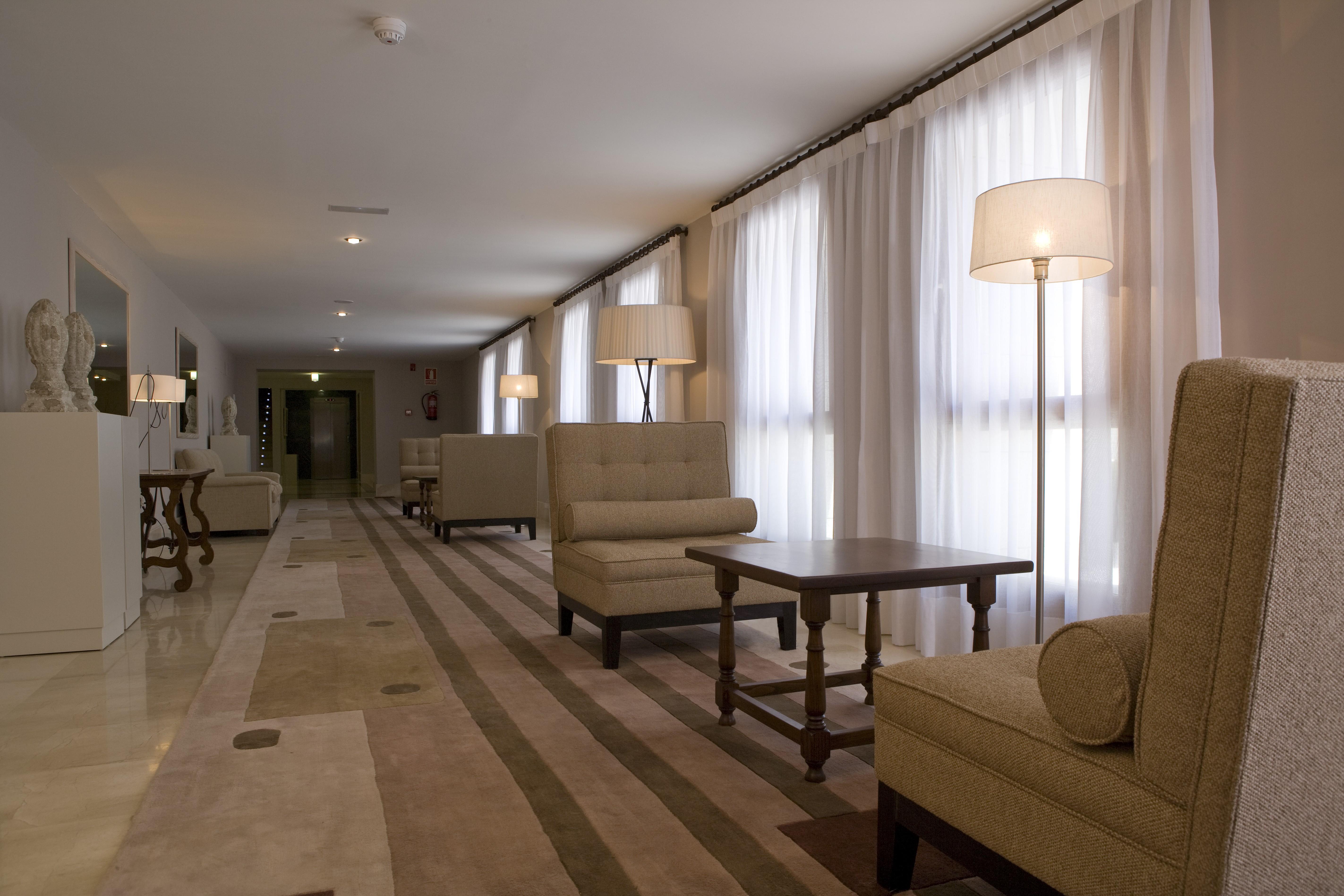 Parador De Пуэбла-де-Санабриа Экстерьер фото