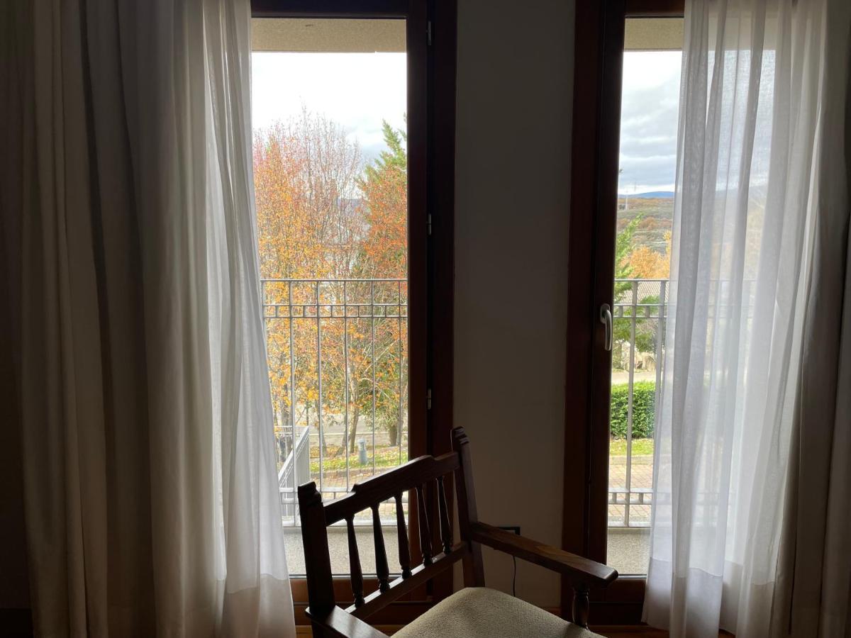 Parador De Пуэбла-де-Санабриа Экстерьер фото
