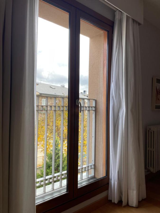 Parador De Пуэбла-де-Санабриа Экстерьер фото